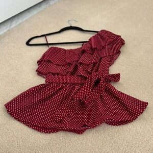 Maeve by Anthropologie, burgundy Swiss dot one shoulder top, size xs
